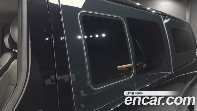 Hyundai Starex 2019 — photo 29