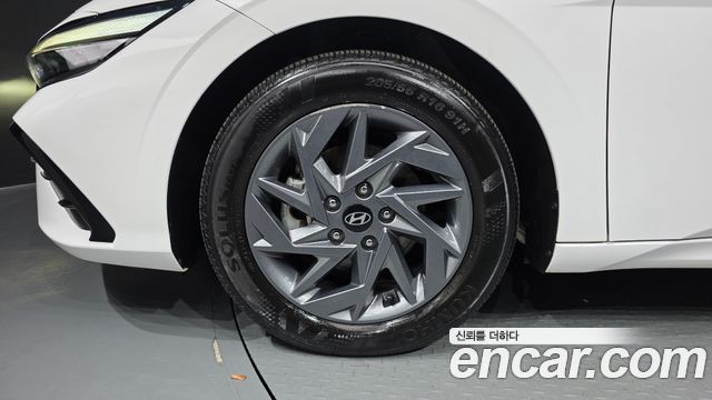 Hyundai AVANTE 2024 — photo 5
