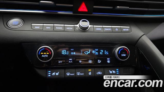 Hyundai AVANTE 2024 — photo 27