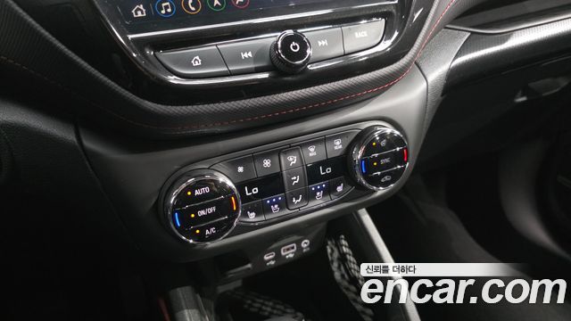 Chevrolet Korea Trailblazer 2022 — photo 17