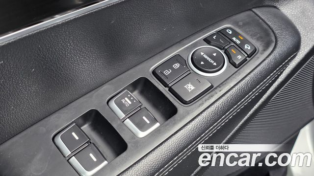 Kia Sorento 2018 — photo 12