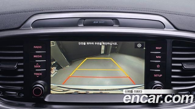 Kia Sorento 2018 — photo 17