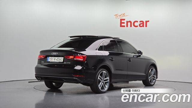 Audi A3 2020 — photo 2