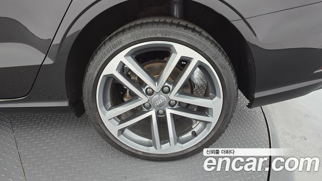Audi A3 2020 — photo 7