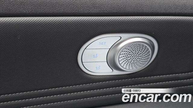 Hyundai AVANTE 2023 — photo 19
