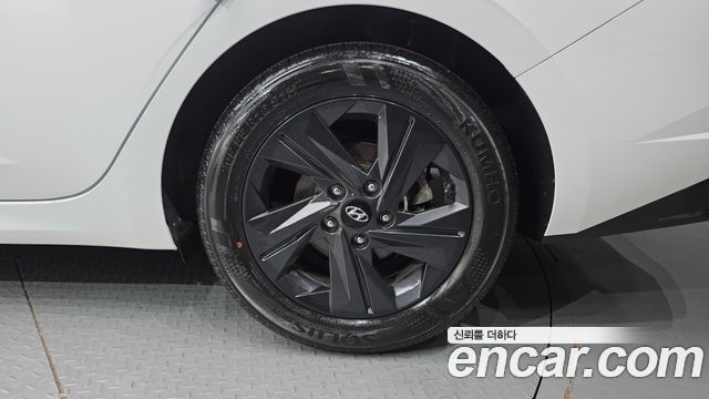 Hyundai AVANTE 2023 — photo 7