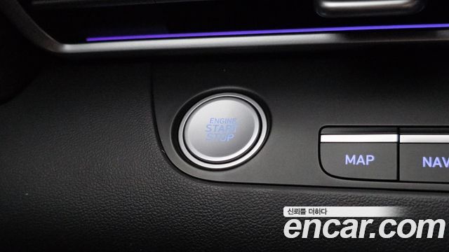 Hyundai AVANTE 2023 — photo 27