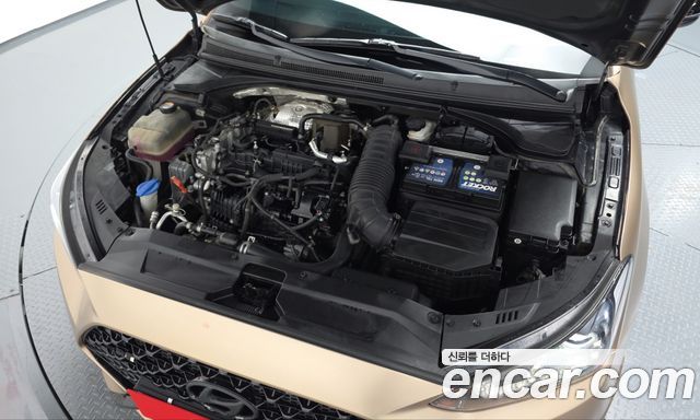 Hyundai Veloster 2021 — photo 6