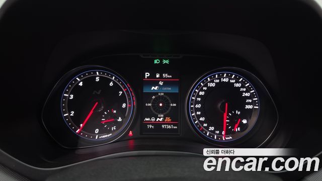 Hyundai Veloster 2021 — photo 11