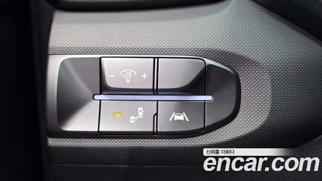 Hyundai Veloster 2021 — photo 18