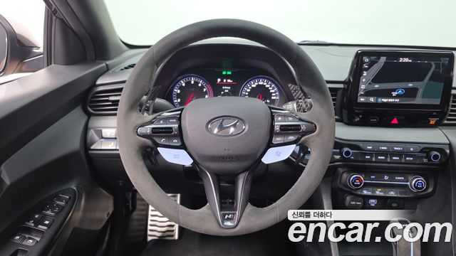 Hyundai Veloster 2021 — photo 20