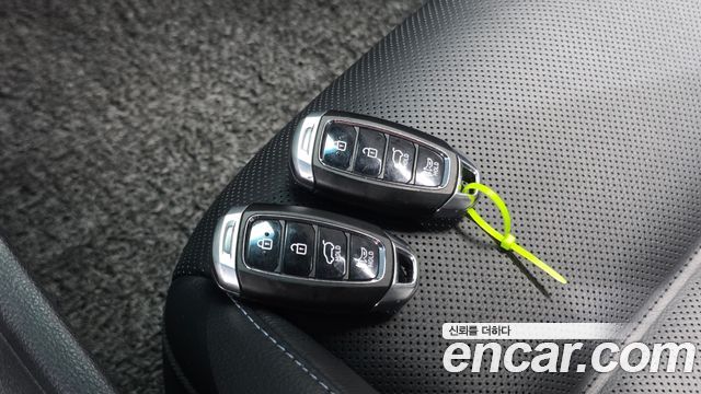Hyundai Veloster 2021 — photo 22