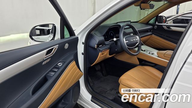 Genesis GV80 2023 — photo 13