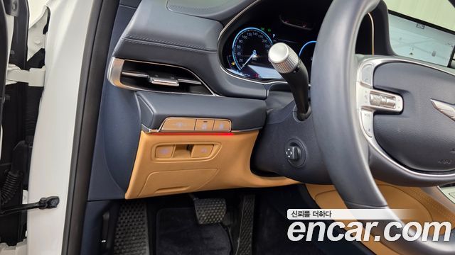 Genesis GV80 2023 — photo 22