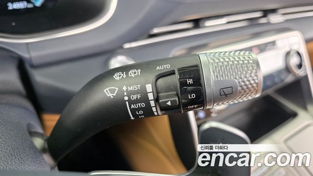 Genesis GV80 2023 — photo 27