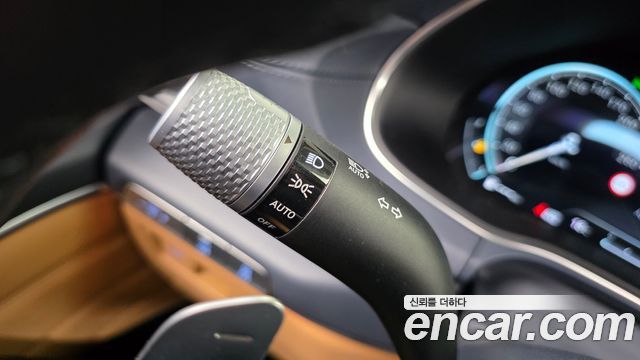 Genesis GV80 2023 — photo 29