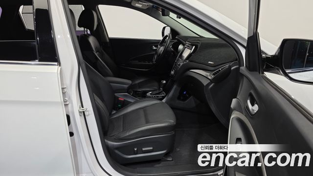 Hyundai Santafe 2016 — photo 17