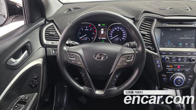 Hyundai Santafe 2016 — photo 19