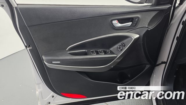 Hyundai Santafe 2016 — photo 14