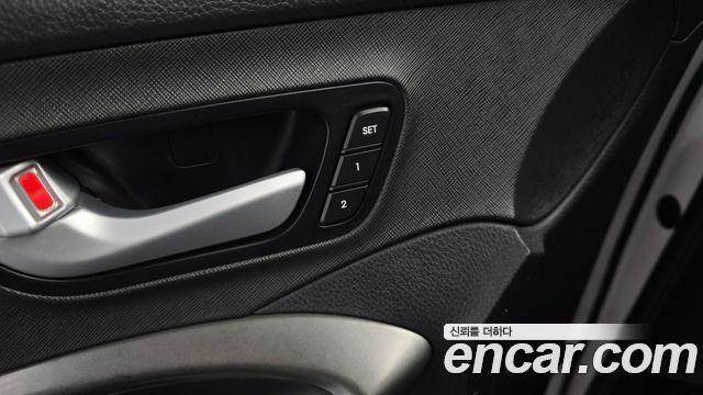 Hyundai Santafe 2016 — photo 28