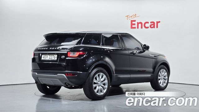 Land Rover Range Rover Evoque 2018 — photo 2