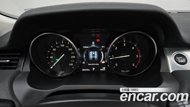 Land Rover Range Rover Evoque 2018 — photo 11