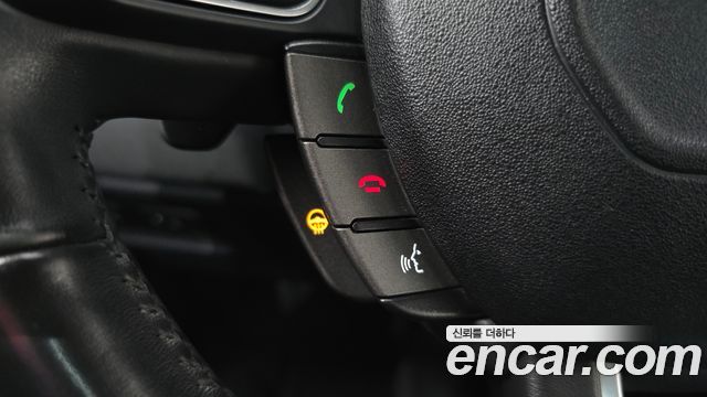 Land Rover Range Rover Evoque 2018 — photo 23