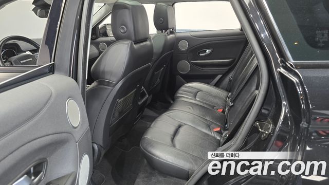 Land Rover Range Rover Evoque 2018 — photo 16