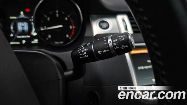Land Rover Range Rover Evoque 2018 — photo 30