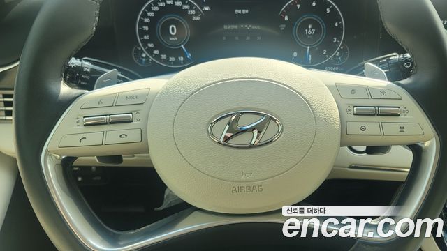 Hyundai Grandeur 2022 — photo 13