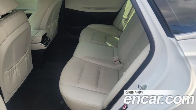 Hyundai Grandeur 2022 — photo 17
