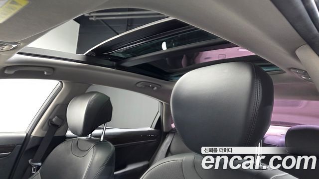 Genesis G80 2018 — photo 24