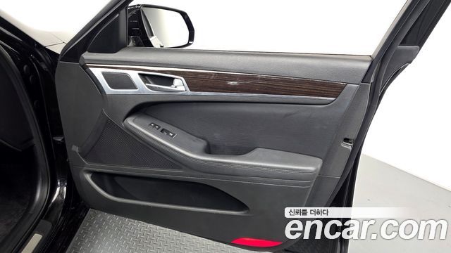 Genesis G80 2018 — photo 14
