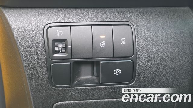Hyundai Staria 2024 — photo 13