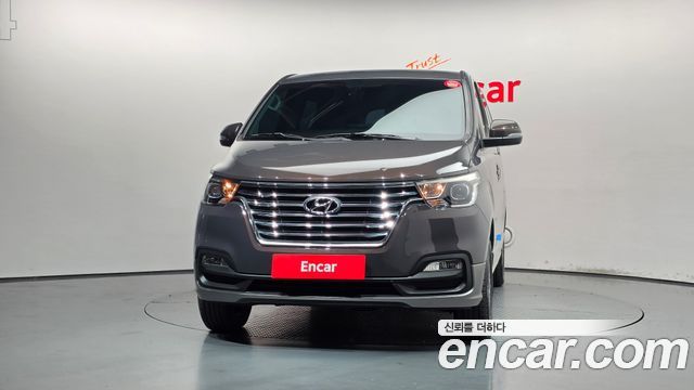 Hyundai Starex 2019 — photo 3