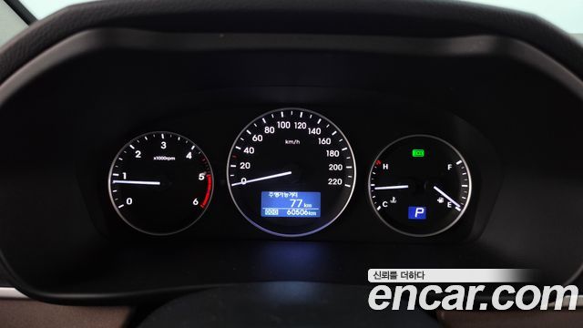 Hyundai Starex 2019 — photo 8