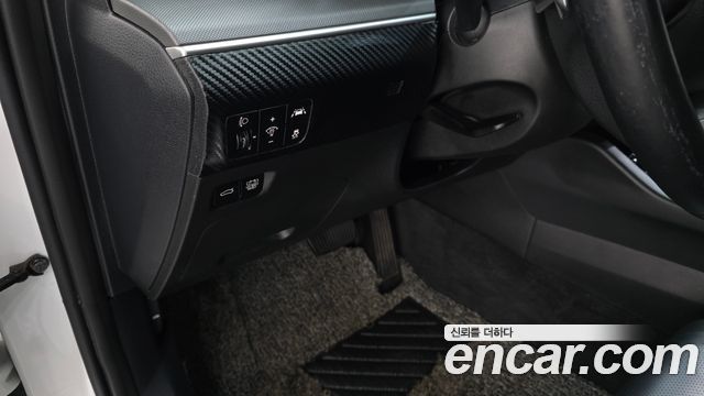 Kia K5 2023 — photo 20