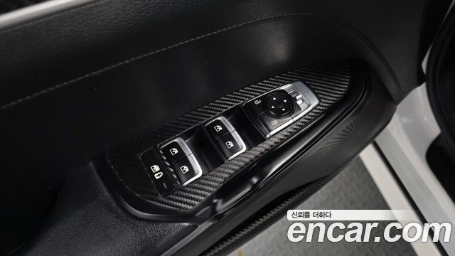 Kia K5 2023 — photo 27