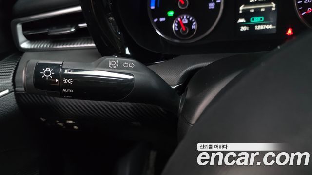 Kia K5 2023 — photo 28