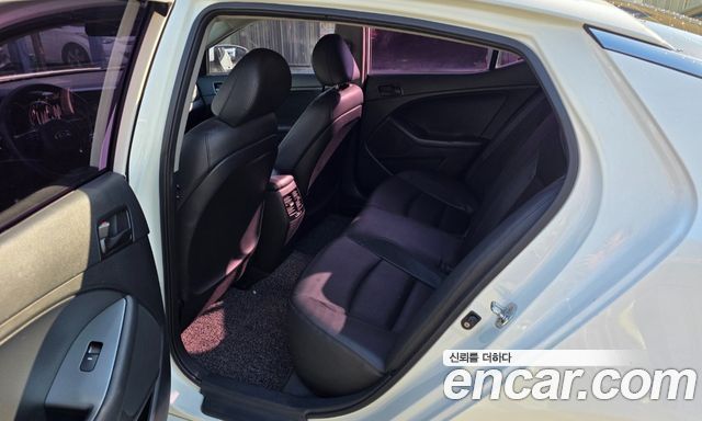 Kia K5 2014 — photo 8