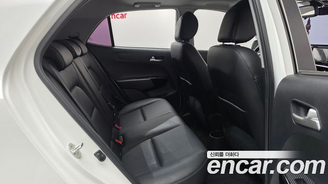 Kia morning 2018 — photo 17