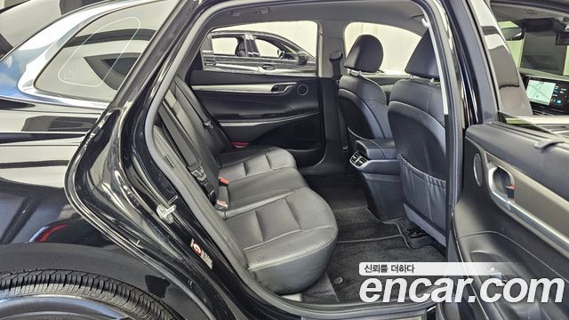 Hyundai Grandeur 2022 — photo 17