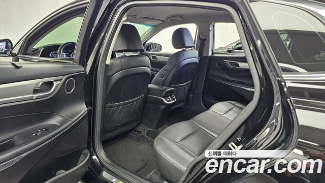 Hyundai Grandeur 2022 — photo 18