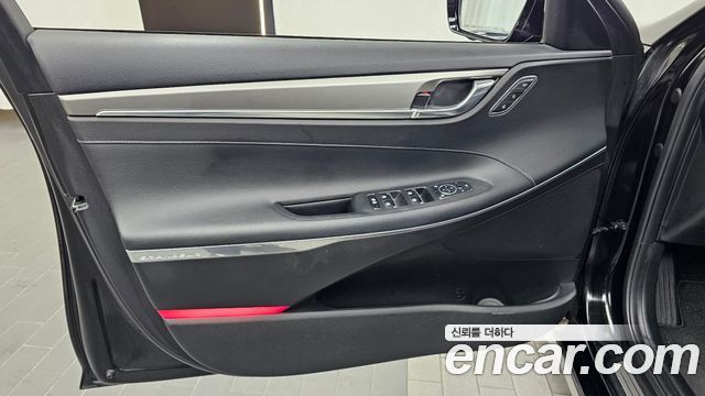Hyundai Grandeur 2022 — photo 14