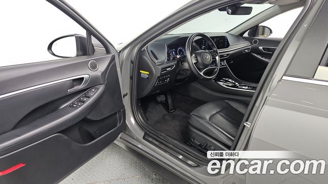 Hyundai Sonata 2020 — photo 13