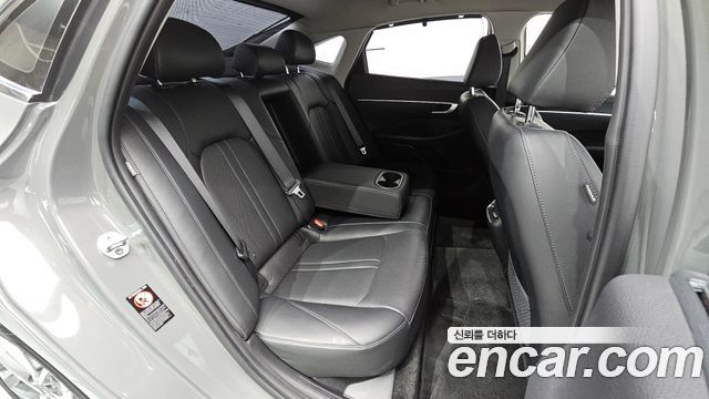 Hyundai Sonata 2020 — photo 17