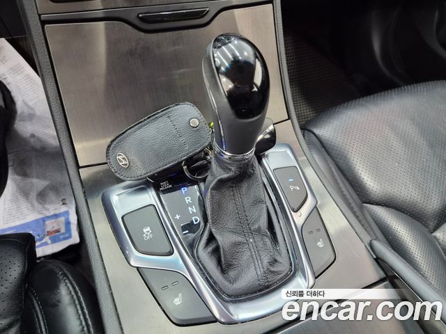 Hyundai Grandeur 2015 — photo 9