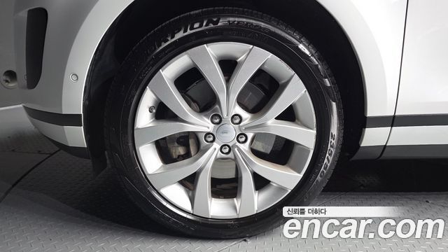 Land Rover Range Rover Evoque 2020 — photo 5