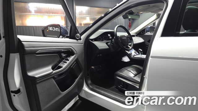 Land Rover Range Rover Evoque 2020 — photo 13
