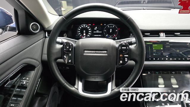 Land Rover Range Rover Evoque 2020 — photo 19